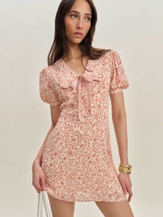 Reformation Dresses & Skirts - Reformation Kaylia Dress Pink - Size 4